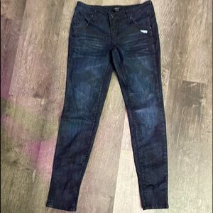 BEBE skinny jeans size 25